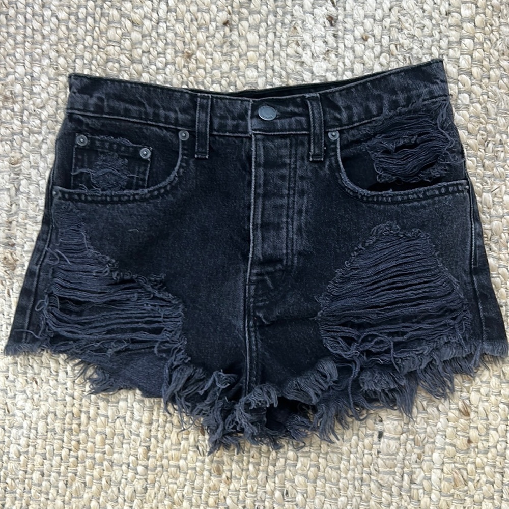 Black carmar jean shorts size 25, worn once